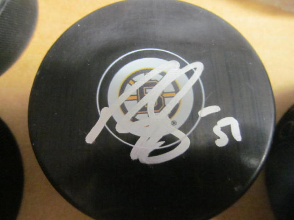  Ryan Spooner Boston Bruins signed Logo Puck COA 