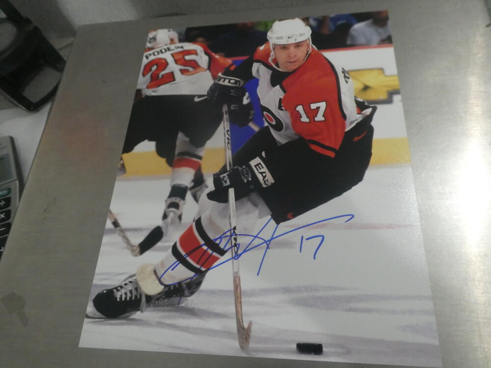 Rod Brindamour Philadelphia Flyers Signed 8x10 Photo COA  